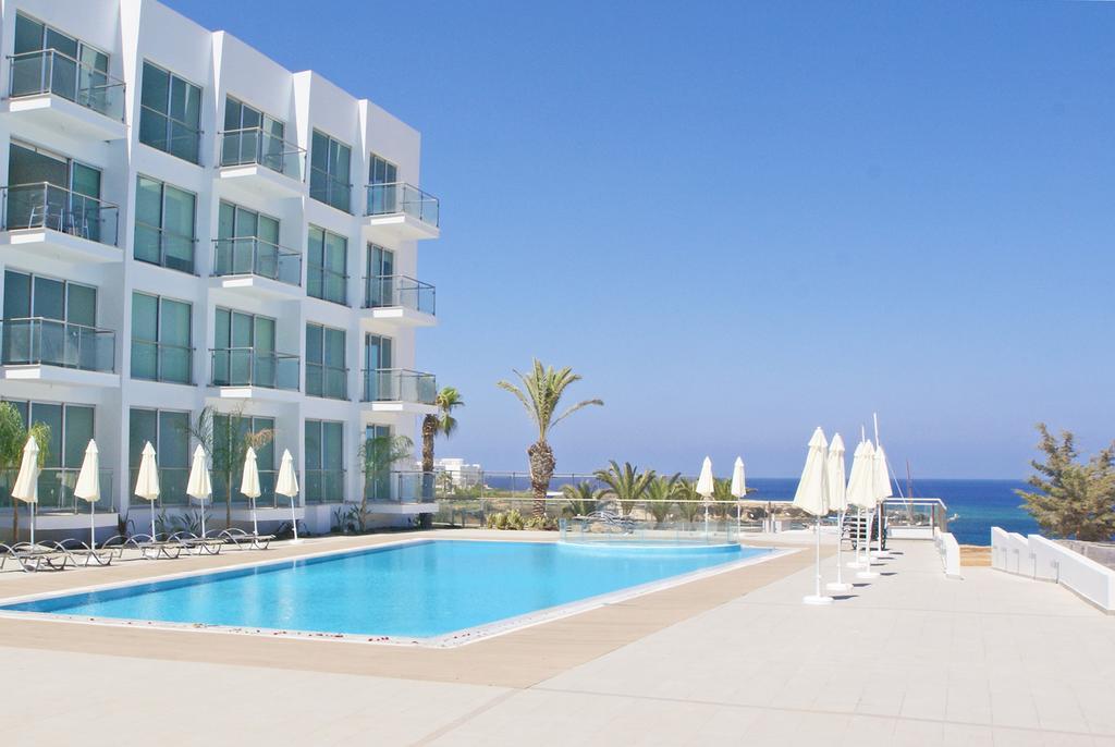 Calypso - Coralli Beachfront Apartment Protaras Exterior photo